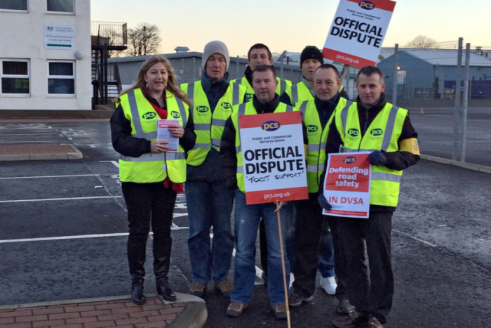 858F3EBF-F637-4D24-8096-0381E1E16C19